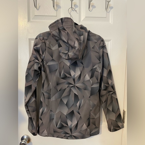 Xersion Performance Jacket - Picture 3 of 9